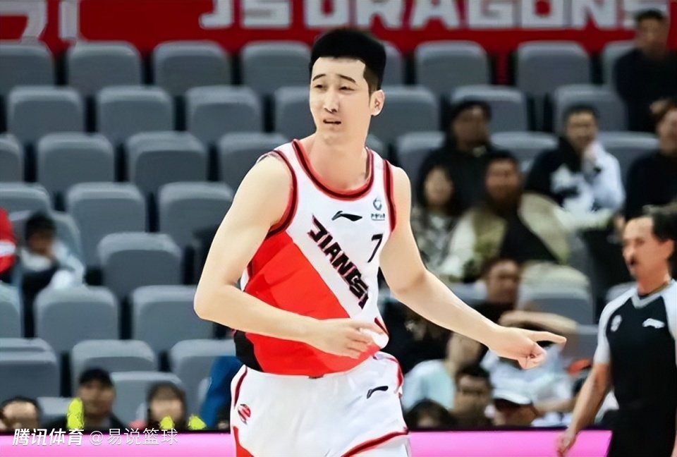 NBA常规赛，活塞客场114-146惨负雄鹿，遭遇23连败！